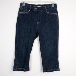 LEE Women's Capri Jeans Size 10 Just Below the Waist Medium Wash Blue Denim
